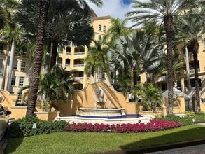 Building Photo - 3001 NE 185th St