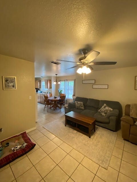 Building Photo - 148 Sendero Dr