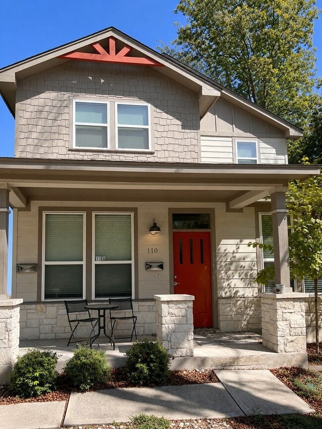 Building Photo - 110- A Nelray