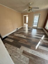 Building Photo - 416 Cascade St Building Photo - 416 Cascade St