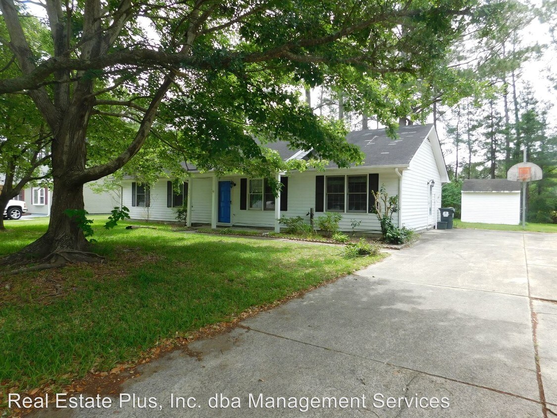 Building Photo - 3 br, 1 bath House - 806 Halifax Circle