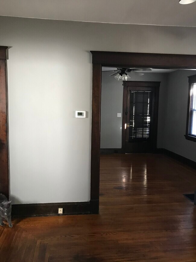 Foto del edificio - 4407 Franklin Ave