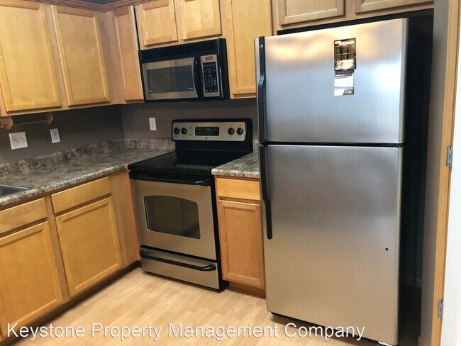 Building Photo - 2 br, 2 bath House - 480 Madison Avenue, #11