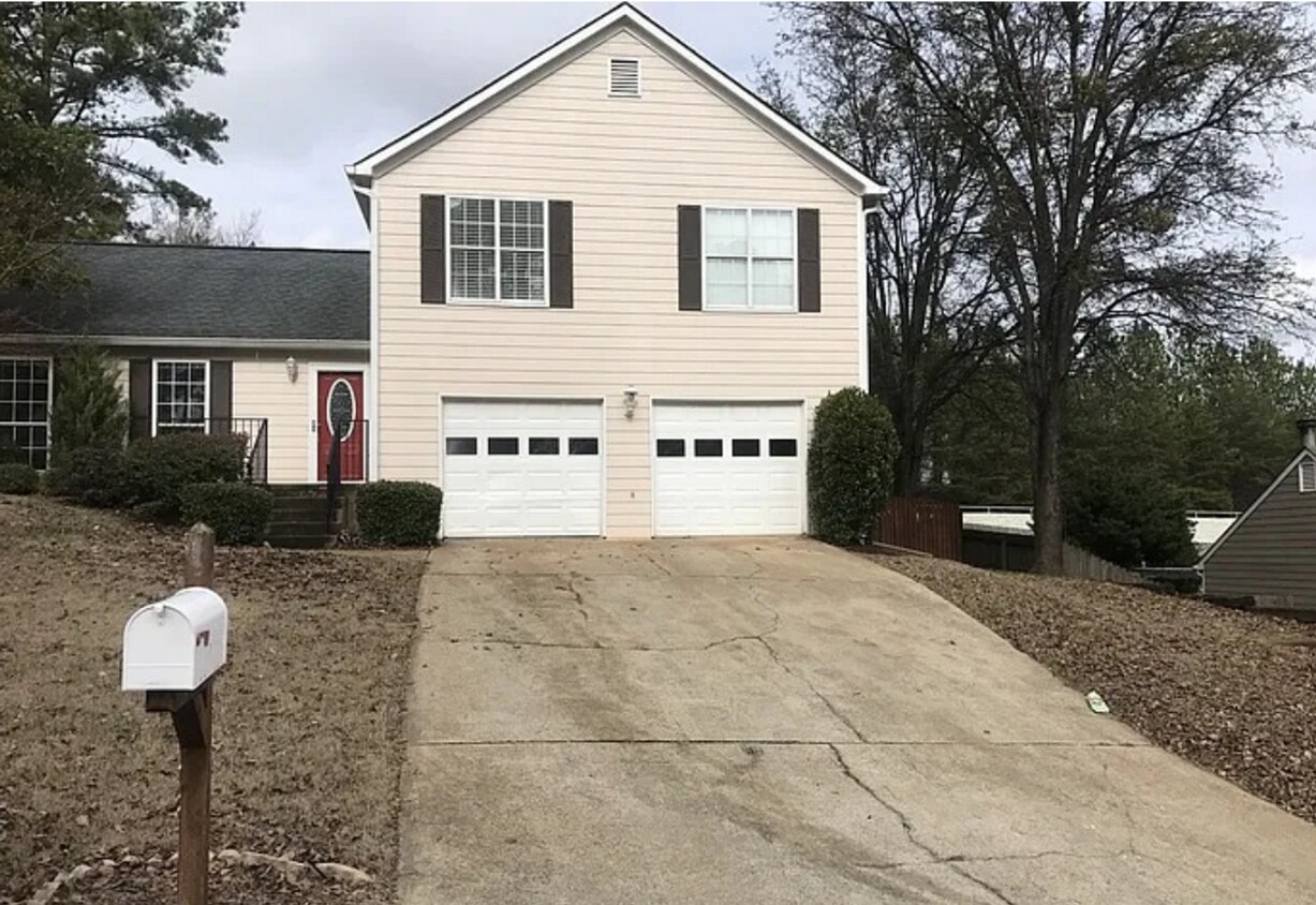Foto principal - Beautiful Kennesaw Home For Rent!