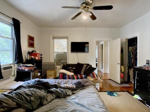 Foto del edificio - 4 bedroom in Medford MA