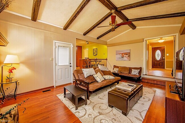 Foto del edificio - 3 br, 2 bath House - 104 McFadyen Drive
