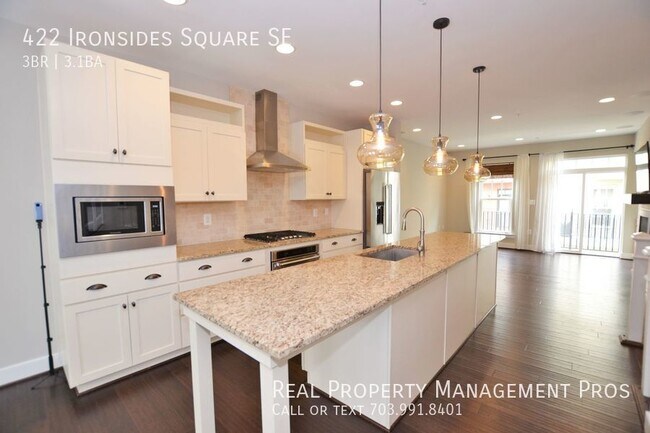 Foto del edificio - 422 Ironsides Square SE
