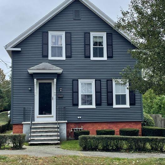 Primary Photo - 168 Mt Hope Ave