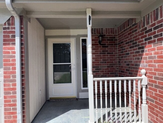 Photo - 5728 Shady Springs Trail House