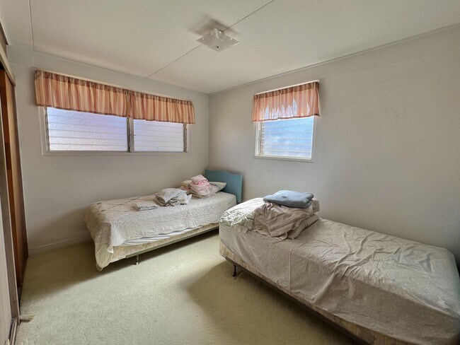 Building Photo - 451 Puolo Pl