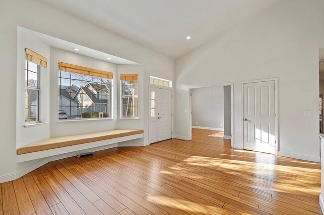 Building Photo - 4720 Ellicott Way