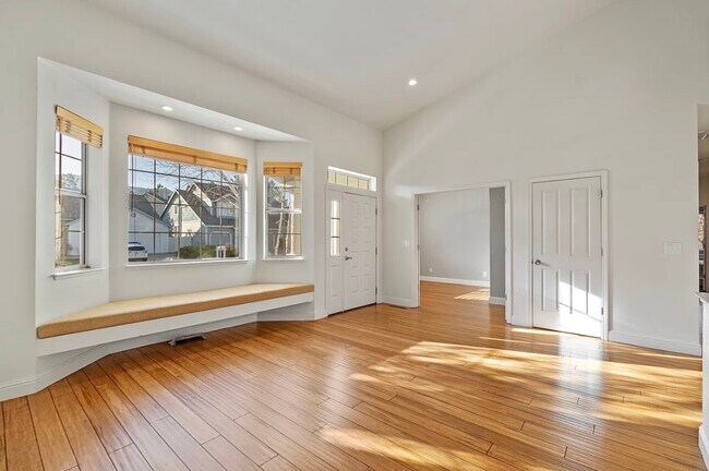 Foto del edificio - 4720 Ellicott Way