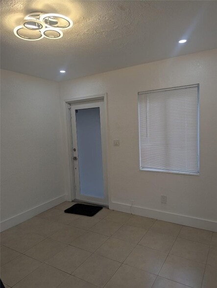 Photo - 2209 NW 6th St House