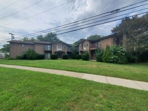 Building Photo - 24691 Outer Dr W