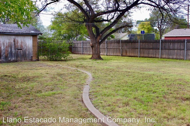 Building Photo - 1608 S Hayden St