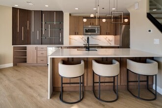 Building Photo - 600 Harbor Blvd