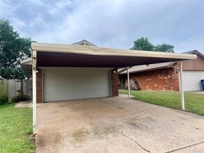 Building Photo - 936 W Tesio Way