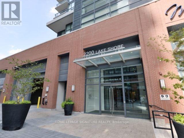 Building Photo - 2200 Lake Shore Blvd W