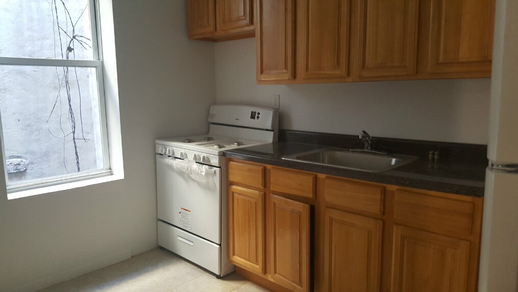 Foto principal - 119 W 137th St