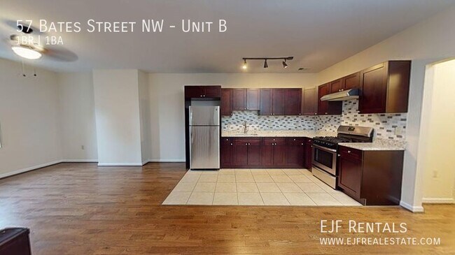 Foto del edificio - 57 Bates St NW