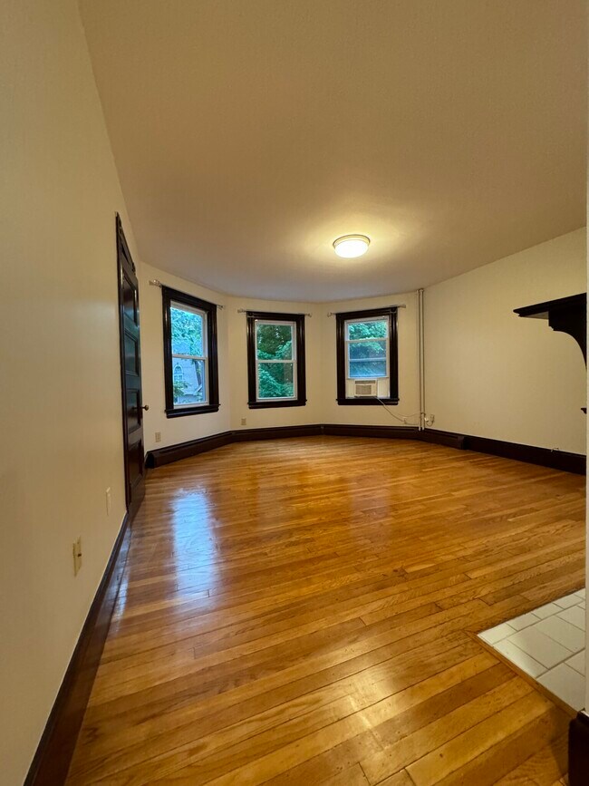 Foto del edificio - 522 Watertown St