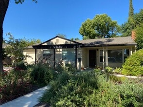 Building Photo - 337 Severin Ave