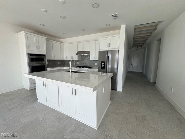 Building Photo - 16325 Preservation Blvd