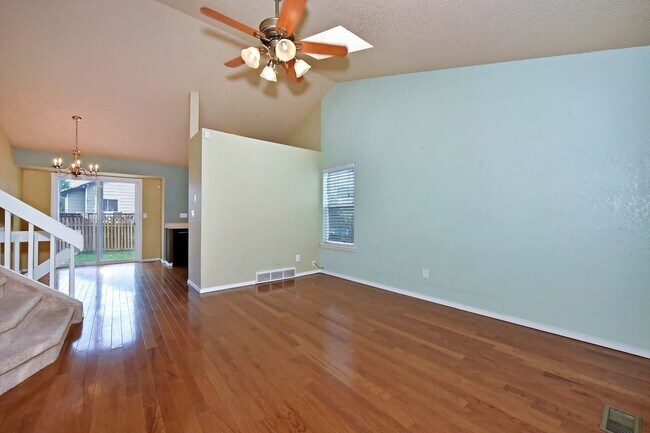 Foto del edificio - Colorado Springs! Immaculate Home in D20 S...