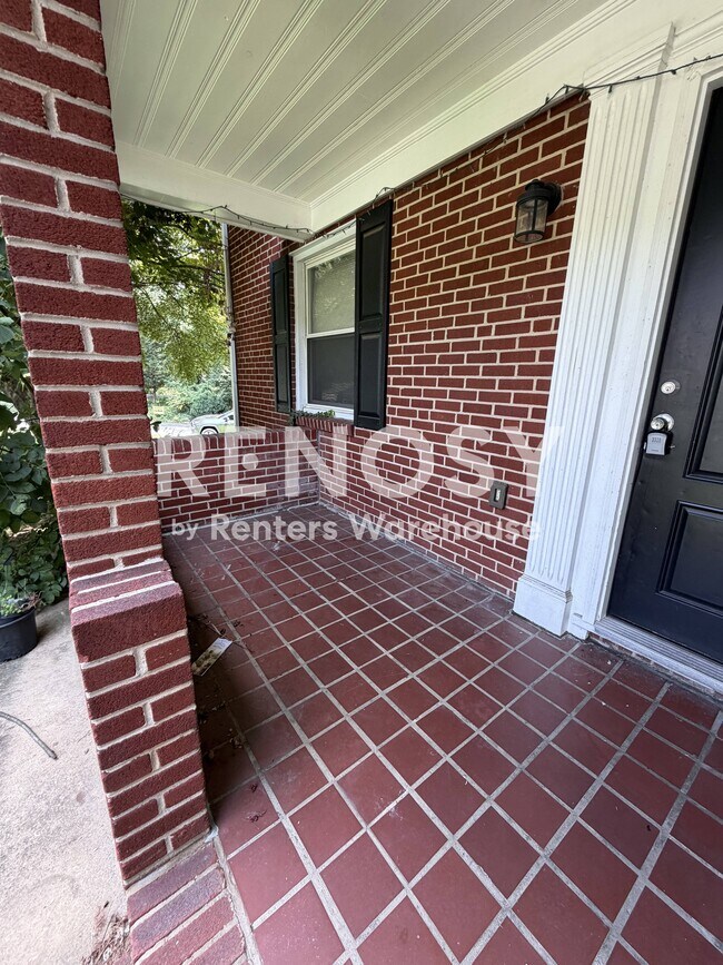 Foto del edificio - 601 Warwick Rd