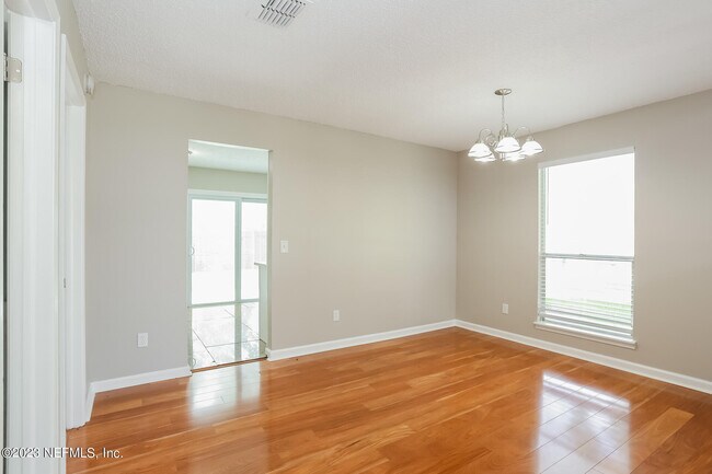 Building Photo - 11360 Fort Caroline Lakes Dr S