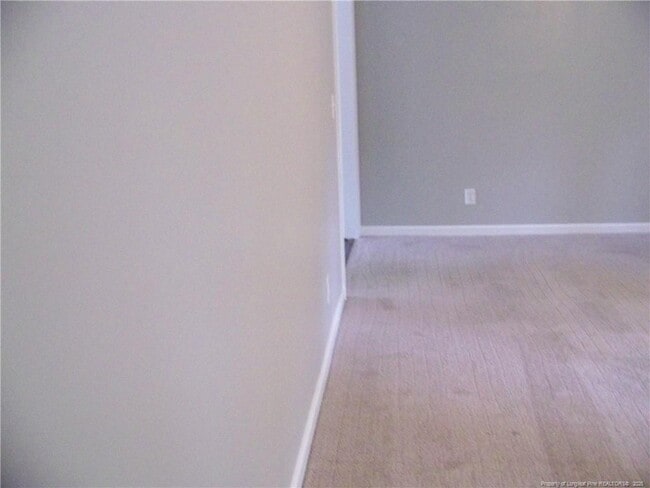 Foto del edificio - 6308 Dorset Ave