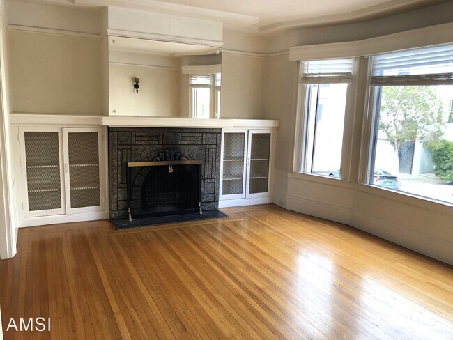 Building Photo - 3 br, 1 bath House - 117 Mallorca Way