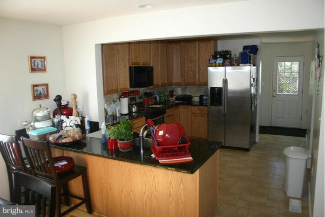 Foto del edificio - 7703 Brandon Way