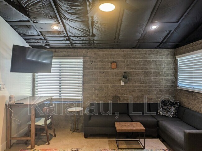 Foto del edificio - 1049 E Weber Dr
