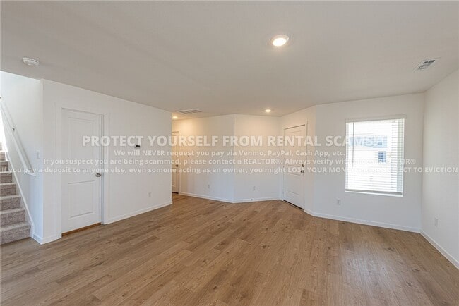 Building Photo - 605 Marsol St