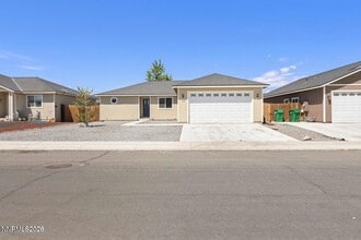 1842 Westward Ln
