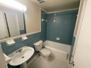Interior Photo - Summit Hills