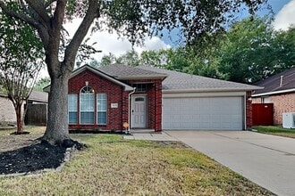 Building Photo - 21027 Terrace View Dr