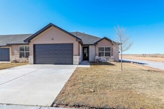 Building Photo - 10424 Tierra Santa