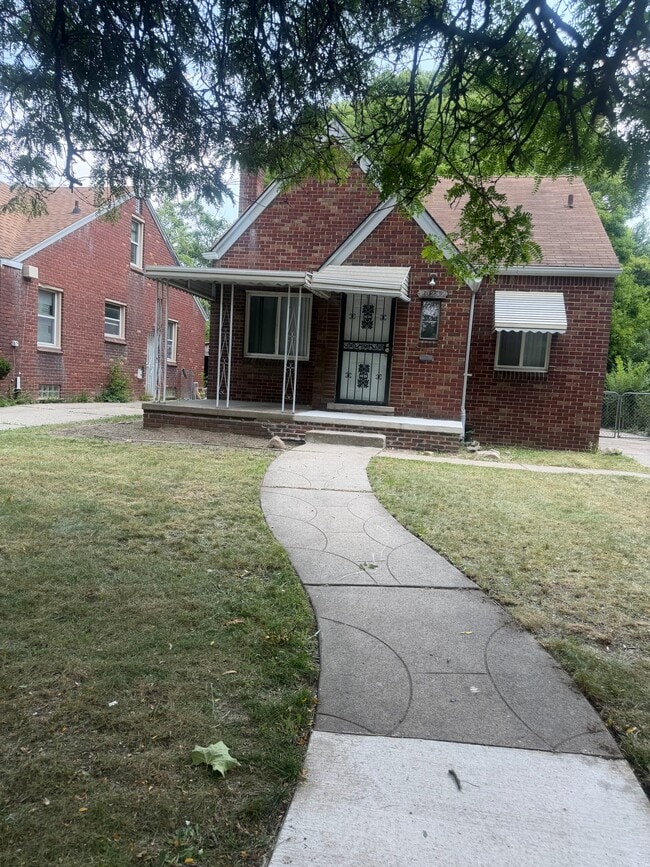 Building Photo - 20242 Joann Ave