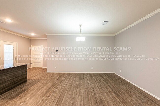 Building Photo - 1374 N Corsica Dr