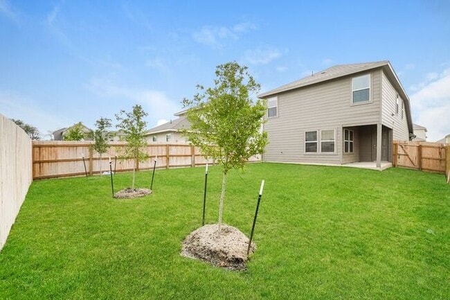 Building Photo - 9311 Dogwood Hill