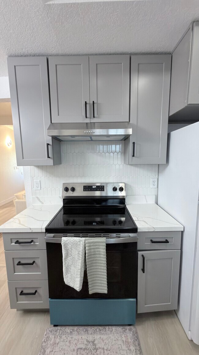 Foto del edificio - 6374 Porterfield Ct