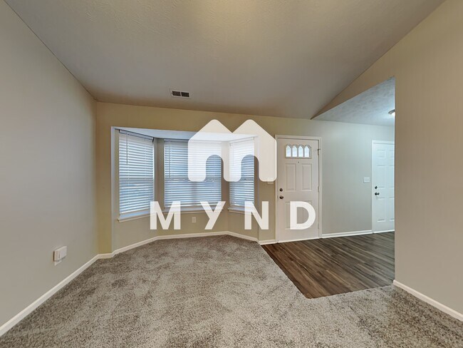 Building Photo - 3704 N Bearwood Dr