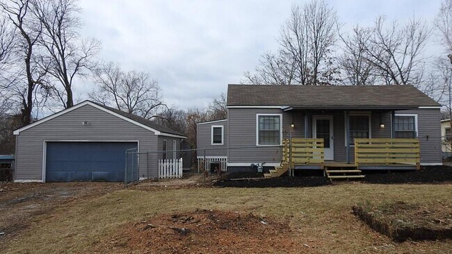 Foto del edificio - 5748 Marsh Avenue