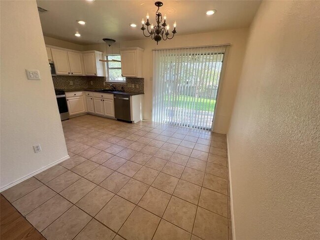 Foto del edificio - 1220 Ney Cove