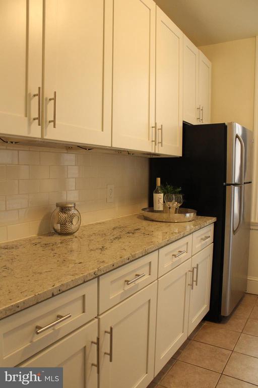 Building Photo - 2031 Locust St