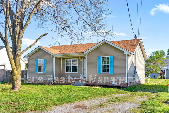Building Photo - 521 Gainey Dr