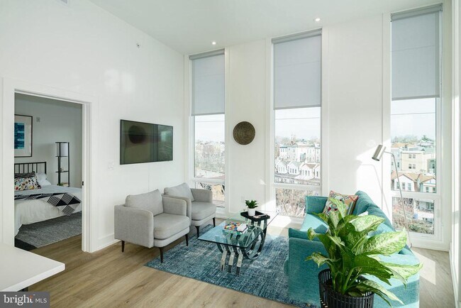 Foto del edificio - 5013 Springfield Ave