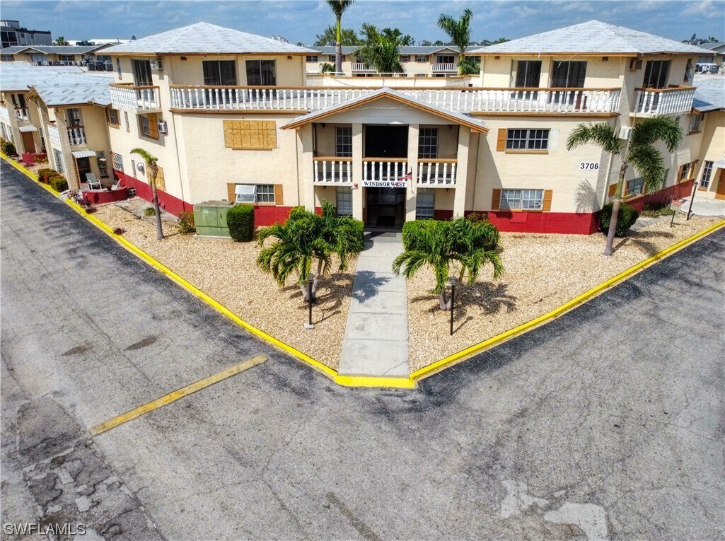 3706 Broadway St Unit 6, Fort Myers, FL 33901 Condo for Rent in Fort